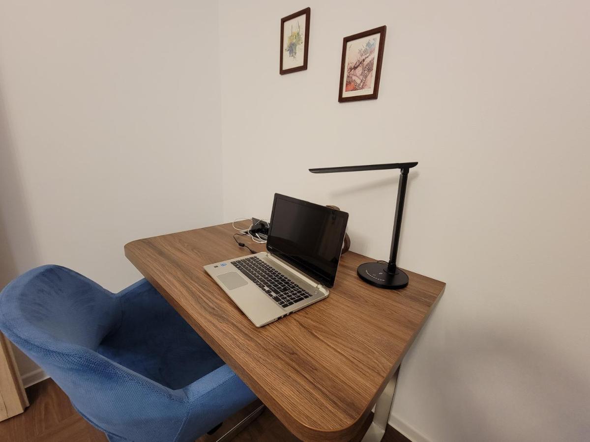 Mei Blue Braszów Zewnętrze zdjęcie
